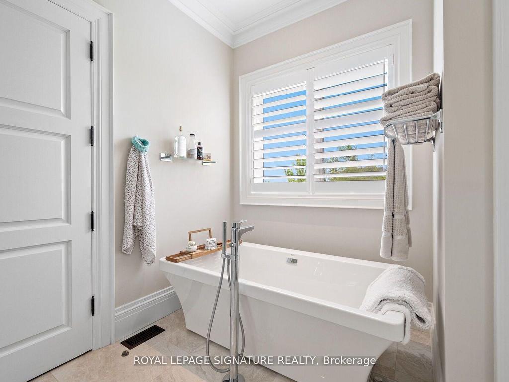 









143


Turner

Court,
Erin,




ON
N0B 1H0

