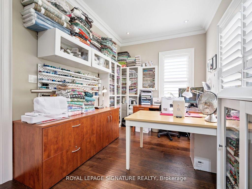 









143


Turner

Court,
Erin,




ON
N0B 1H0

