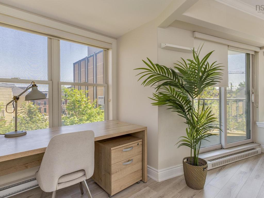 












207 5234 Morris Street

,
Halifax,




NS
B3J 0A3


