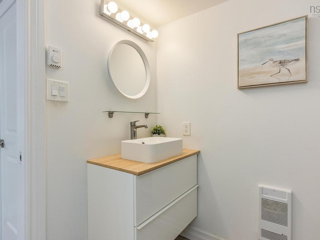 












207 5234 Morris Street

,
Halifax,




NS
B3J 0A3

