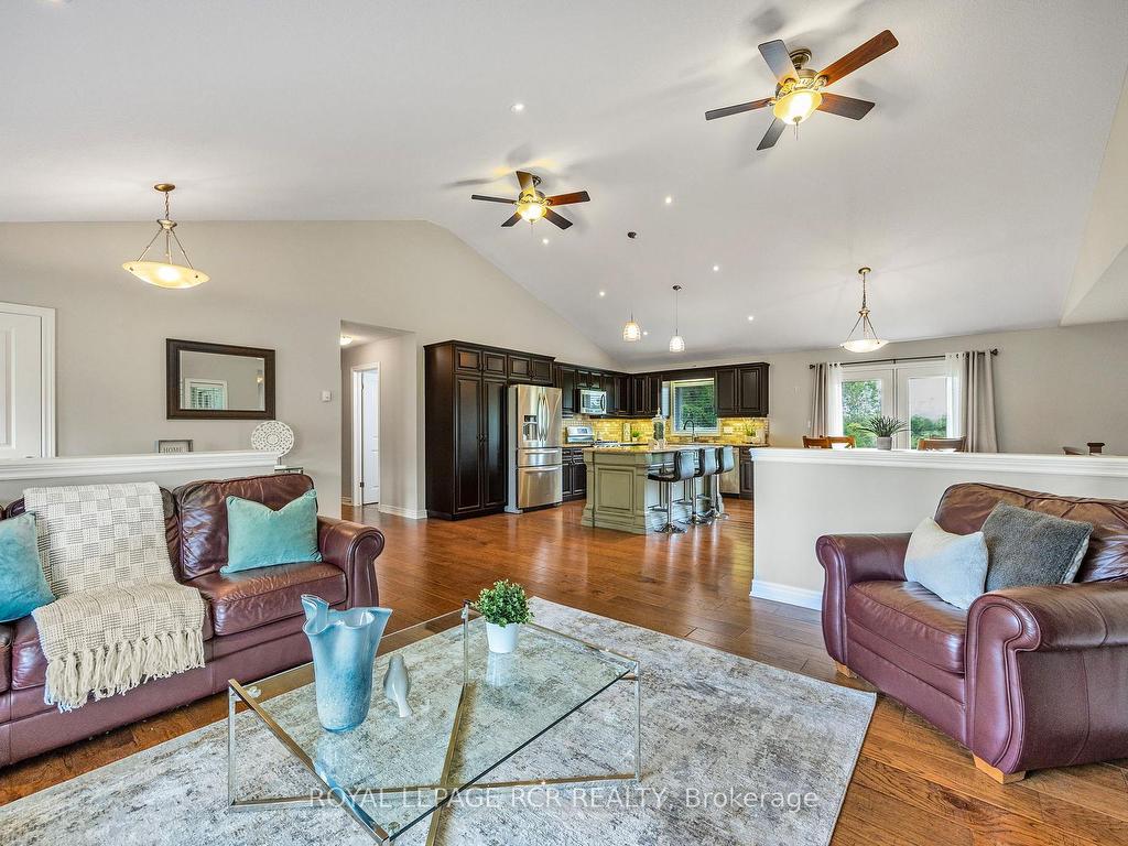









245327


5th

Side Road,
Amaranth,




ON
L9W 0W9

