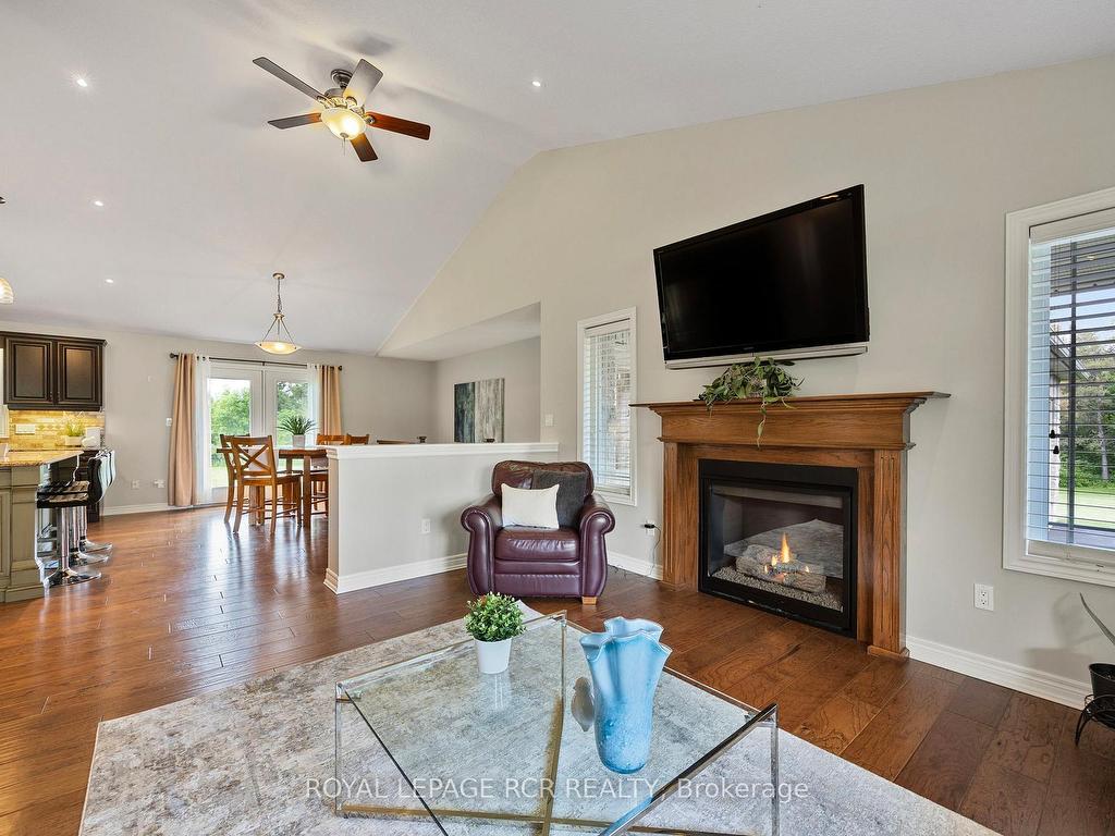 









245327


5th

Side Road,
Amaranth,




ON
L9W 0W9


