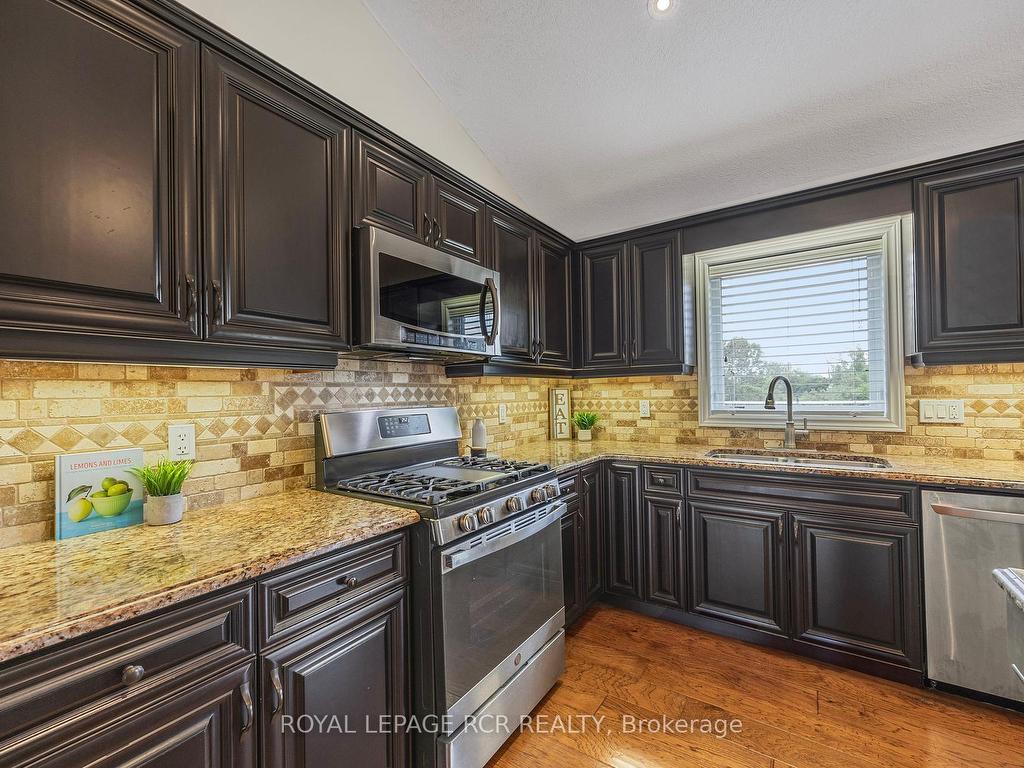 









245327


5th

Side Road,
Amaranth,




ON
L9W 0W9


