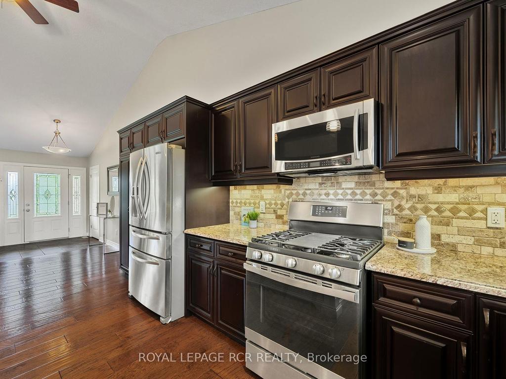 









245327


5th

Side Road,
Amaranth,




ON
L9W 0W9

