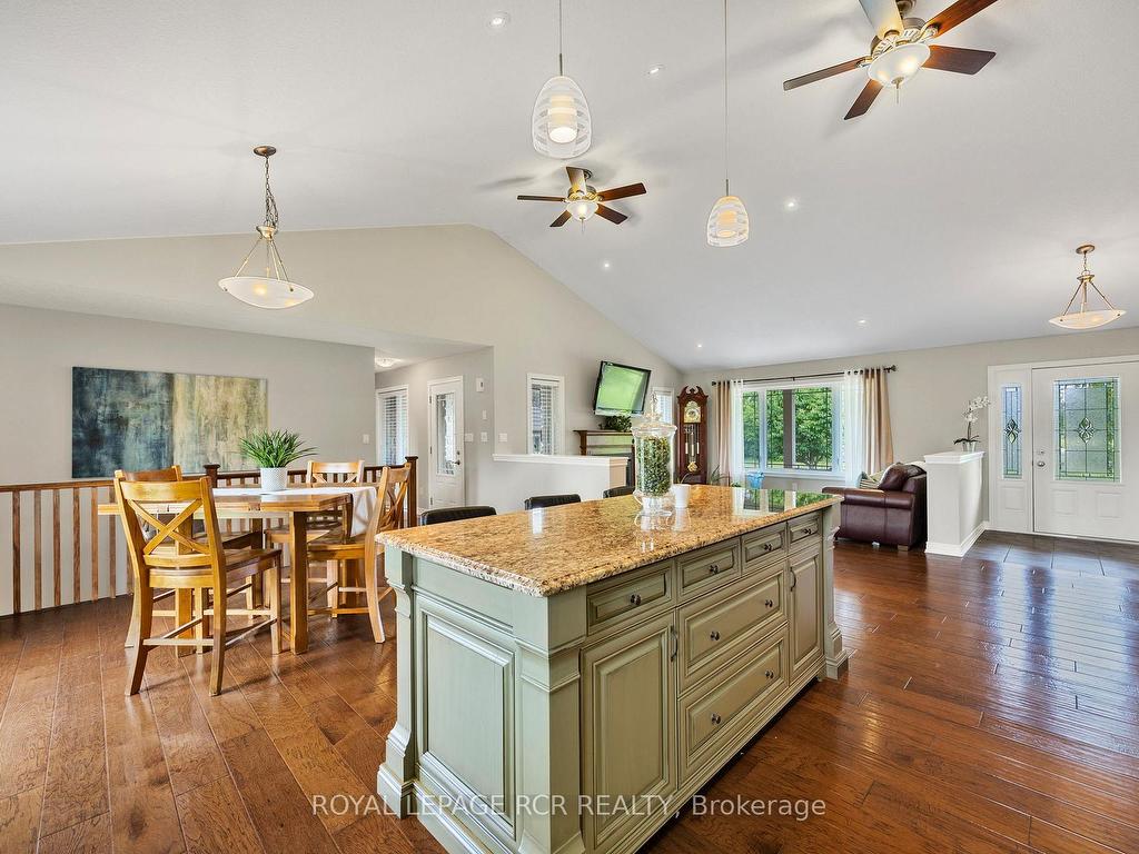 









245327


5th

Side Road,
Amaranth,




ON
L9W 0W9

