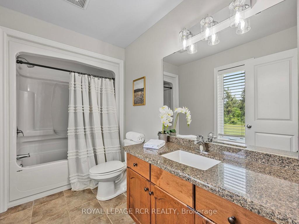 









245327


5th

Side Road,
Amaranth,




ON
L9W 0W9

