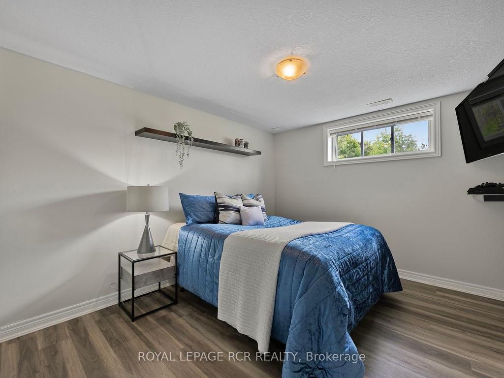 









245327


5th

Side Road,
Amaranth,




ON
L9W 0W9

