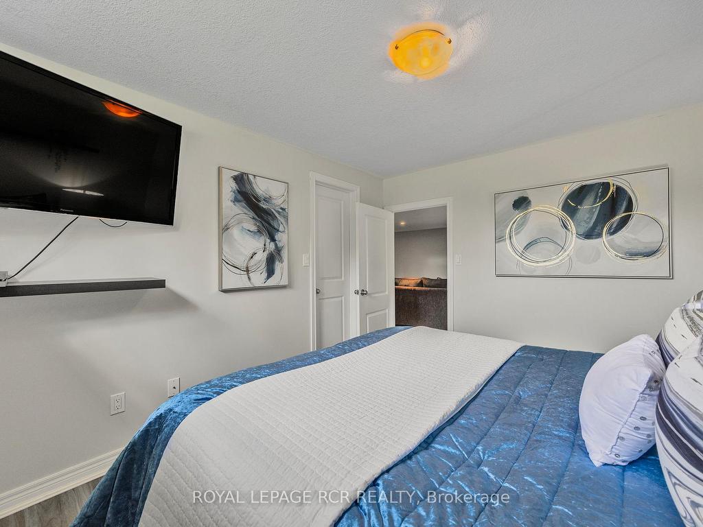 









245327


5th

Side Road,
Amaranth,




ON
L9W 0W9

