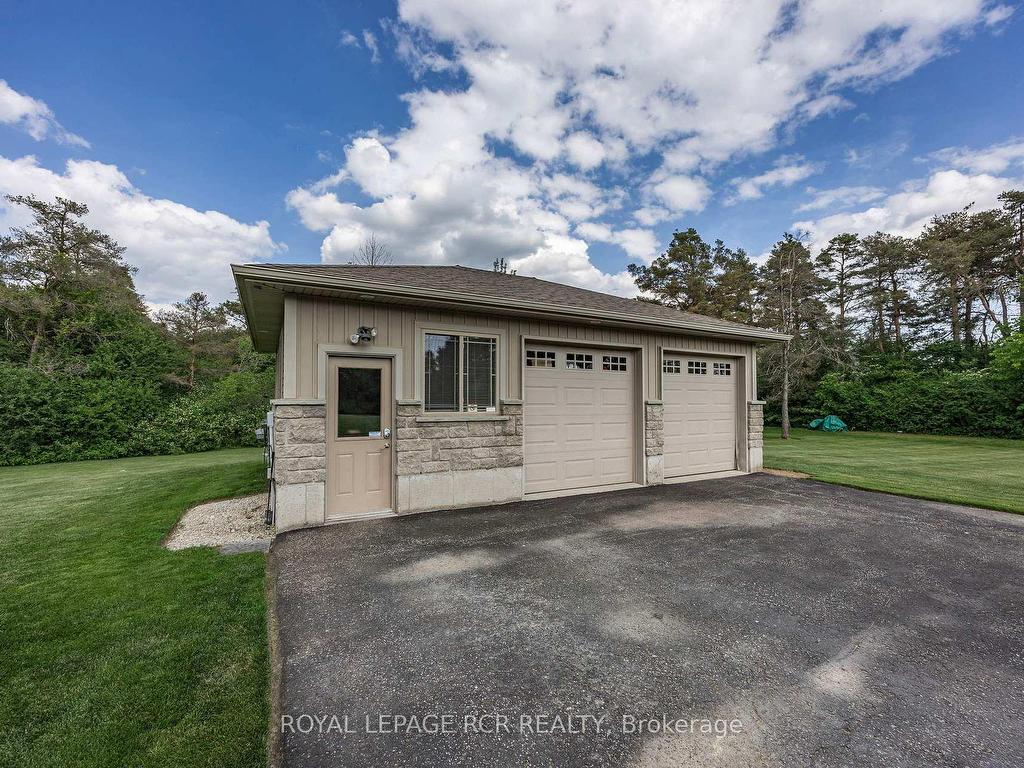 









245327


5th

Side Road,
Amaranth,




ON
L9W 0W9

