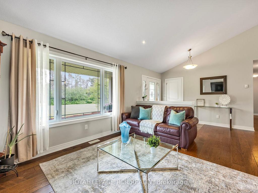 









245327


5th

Side Road,
Amaranth,




ON
L9W 0W9


