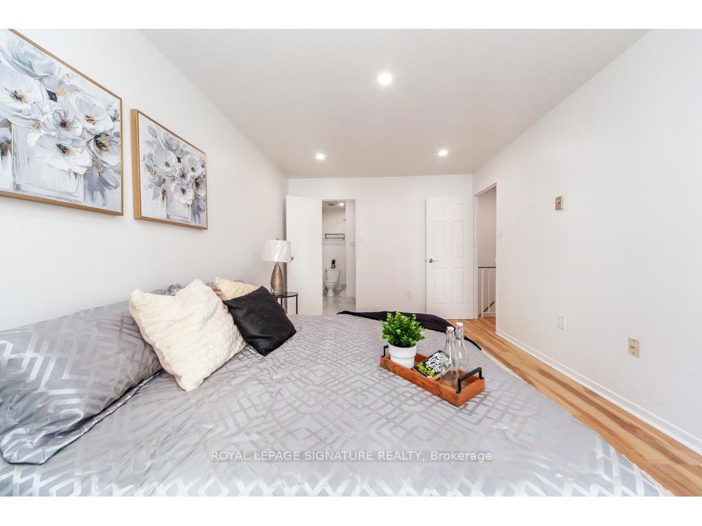 









100


Mornelle

Court, 2073,
Toronto,




ON
M1E 4X2

