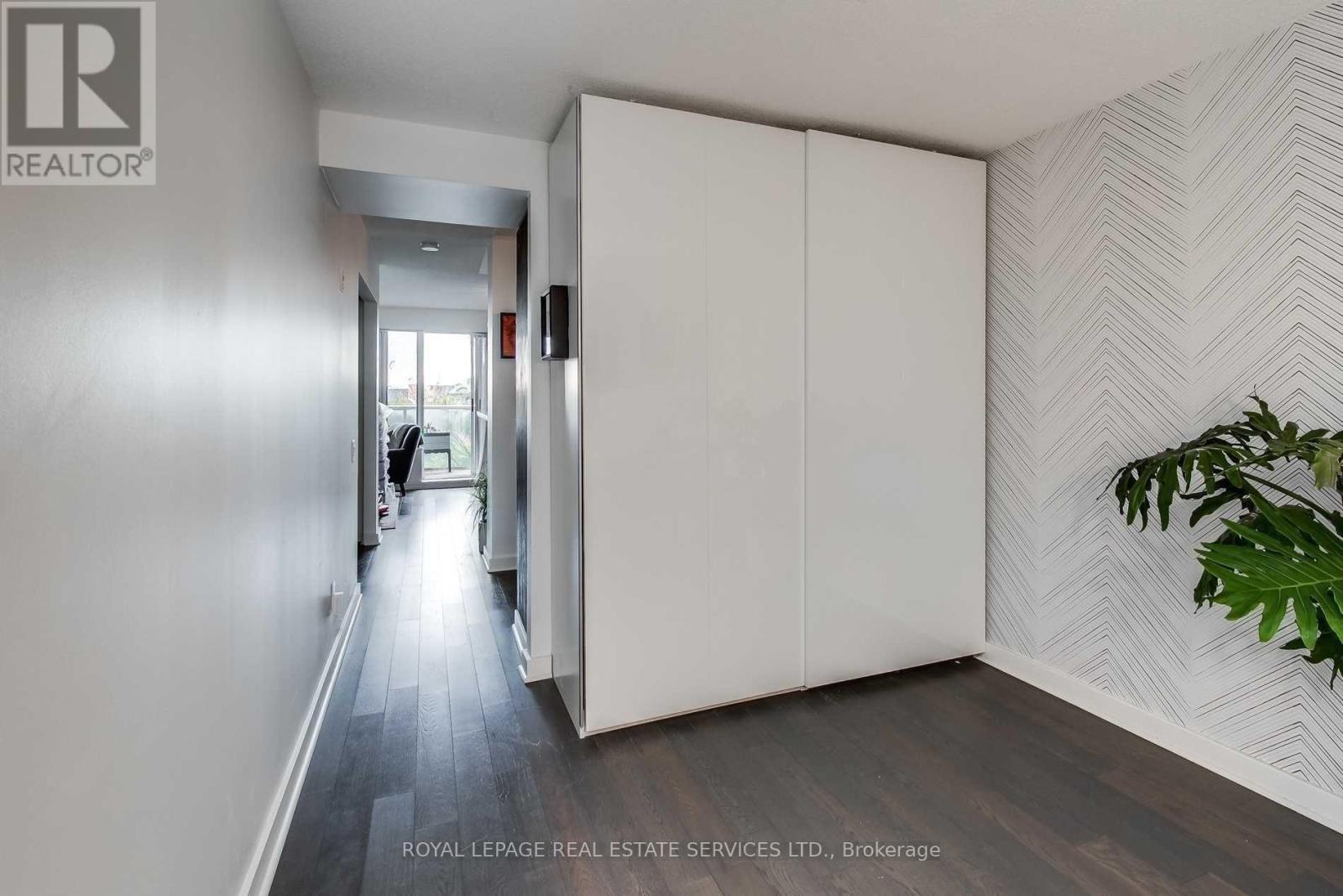 












313 - 1040 THE QUEENSWAY

,
Toronto,




Ontario
M8Z0A7

