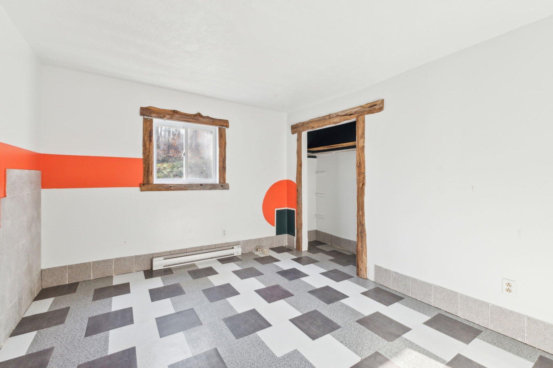









982


Route 105

,
Gracefield,




QC
J0X1W0

