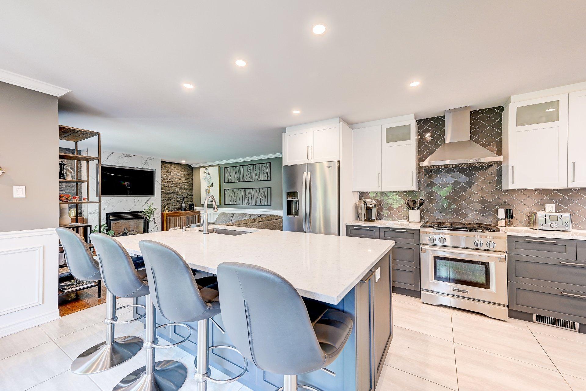 









119


Rue Jean-De Ronceray

,
Carignan,




QC
J3L6L8

