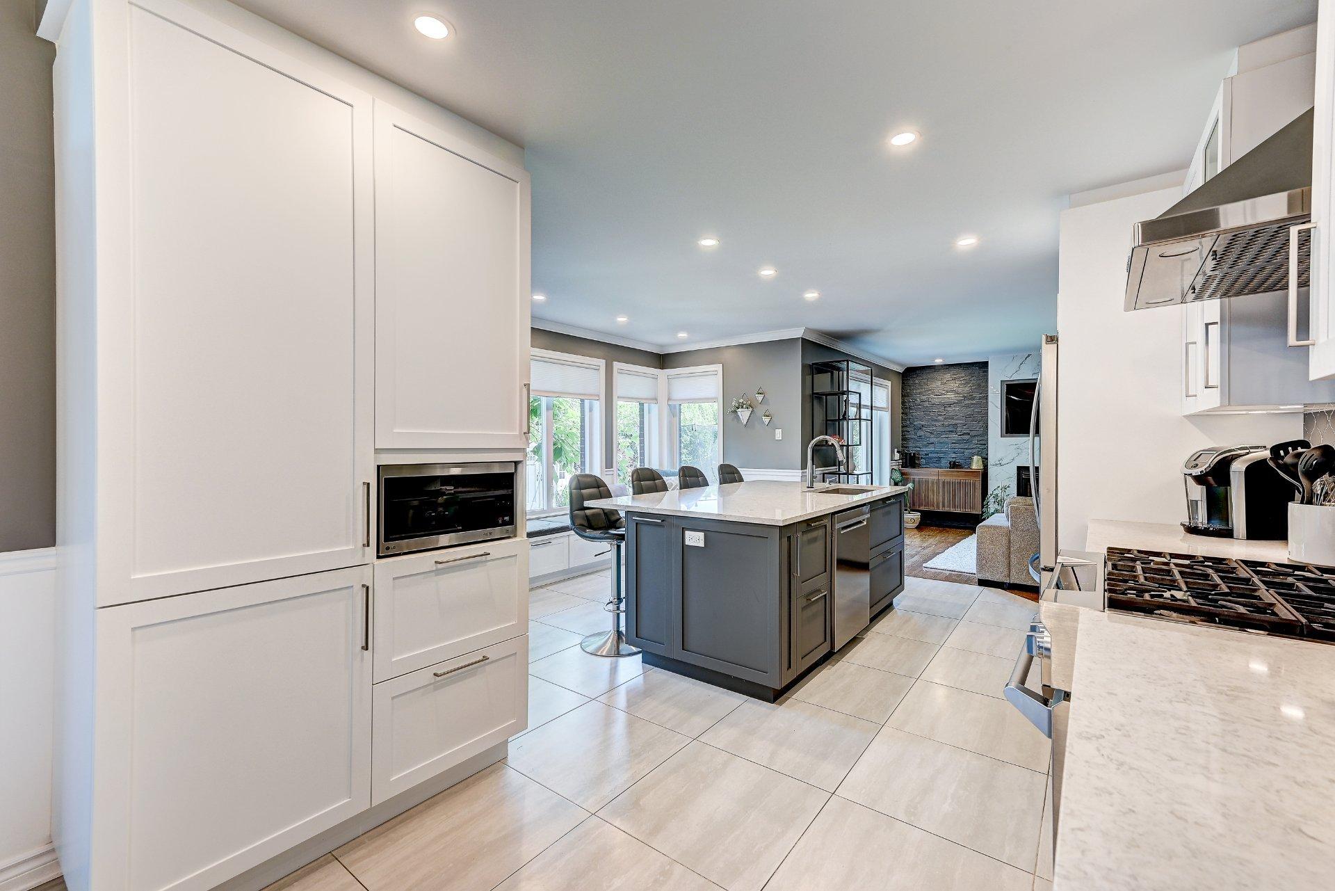 









119


Rue Jean-De Ronceray

,
Carignan,




QC
J3L6L8


