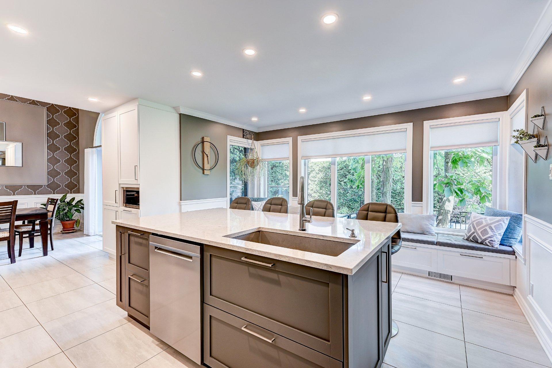 









119


Rue Jean-De Ronceray

,
Carignan,




QC
J3L6L8

