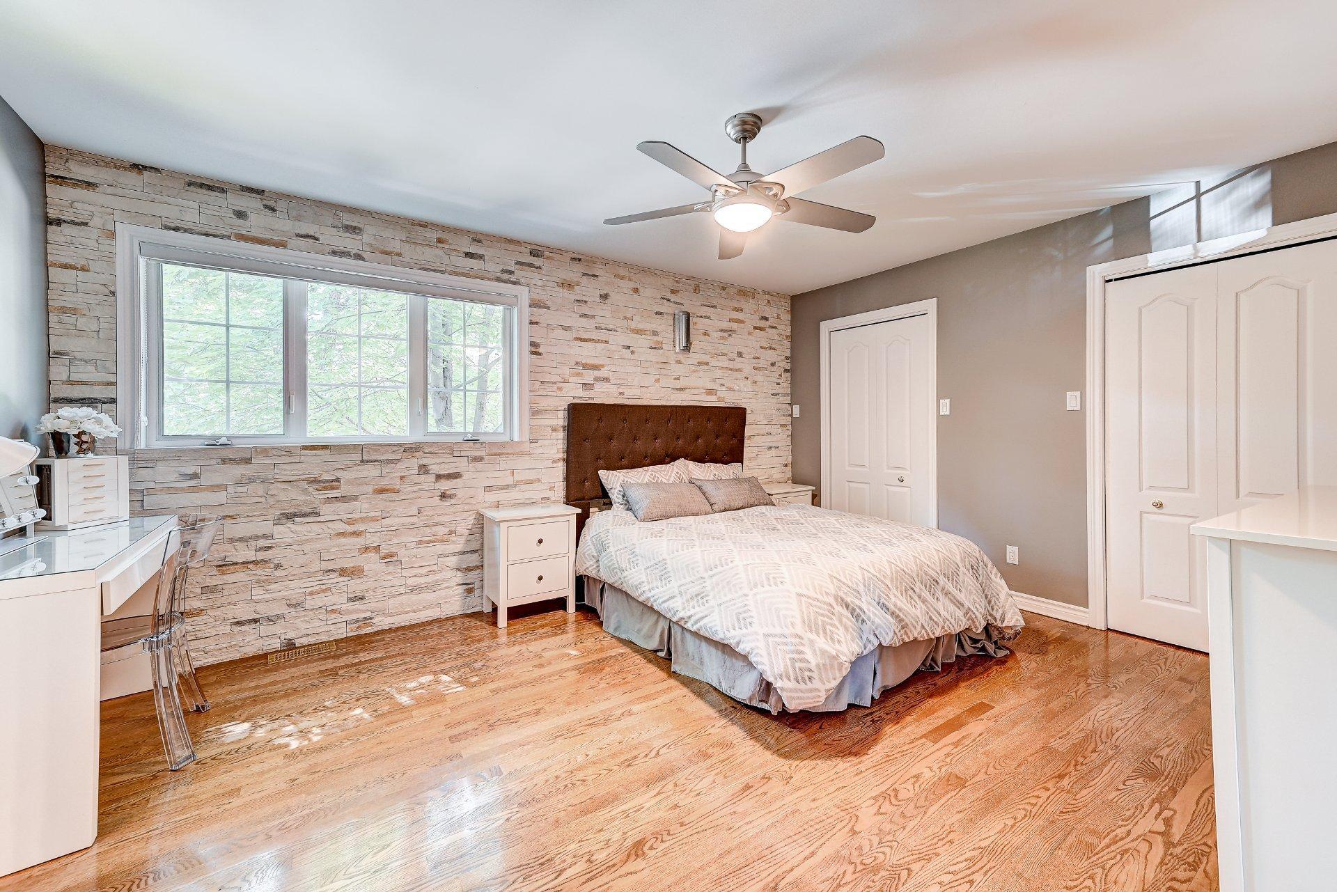 









119


Rue Jean-De Ronceray

,
Carignan,




QC
J3L6L8

