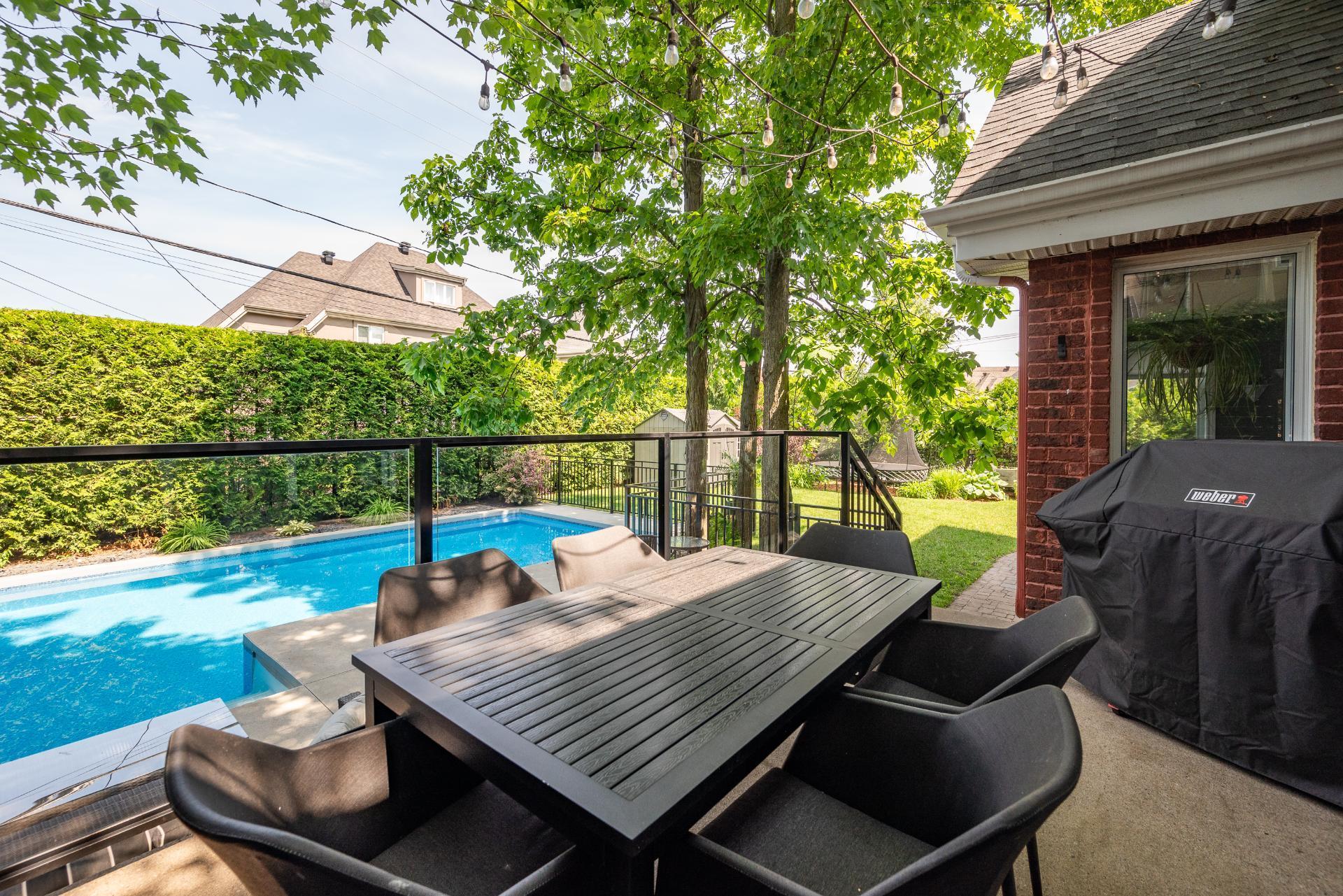 









119


Rue Jean-De Ronceray

,
Carignan,




QC
J3L6L8

