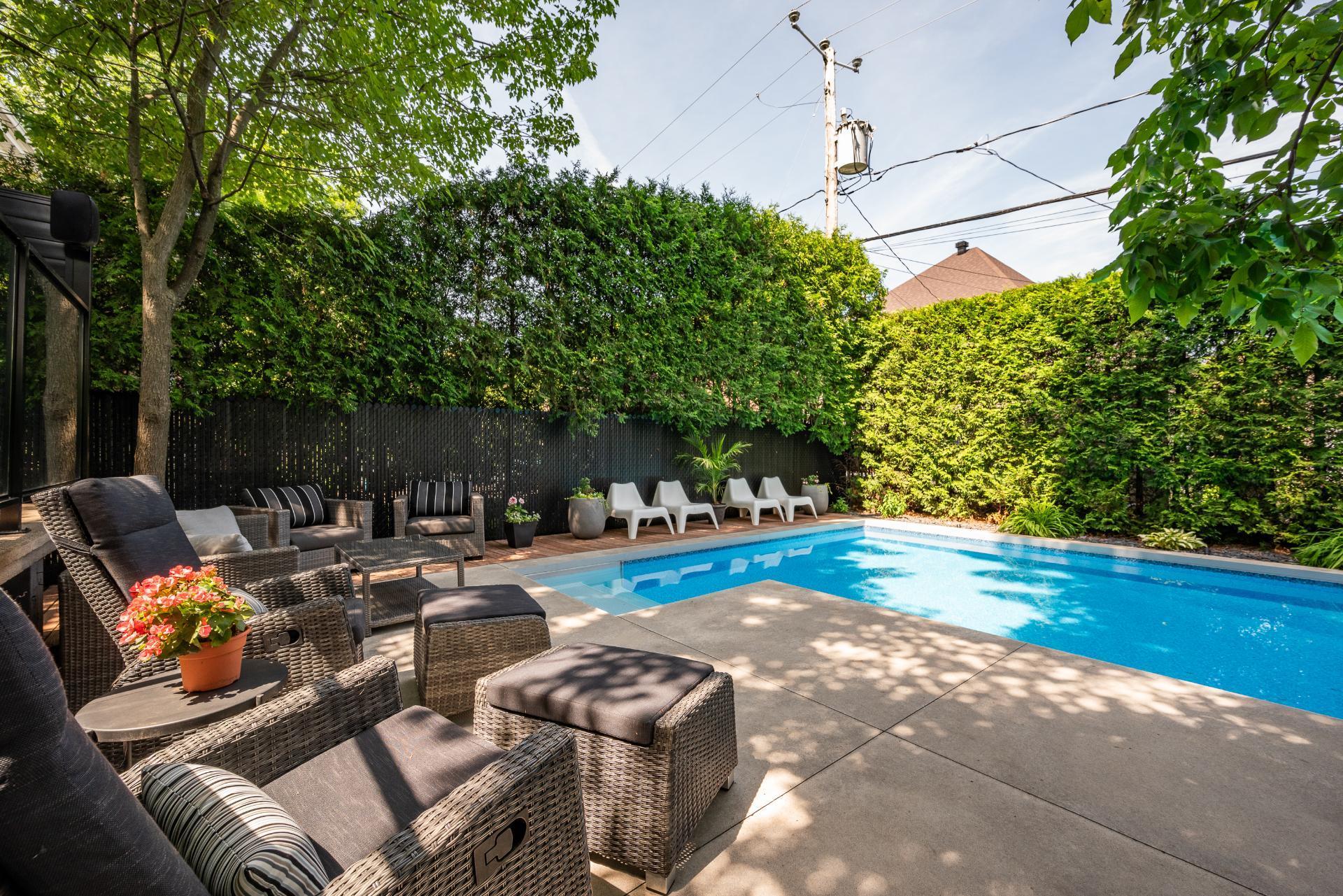 









119


Rue Jean-De Ronceray

,
Carignan,




QC
J3L6L8

