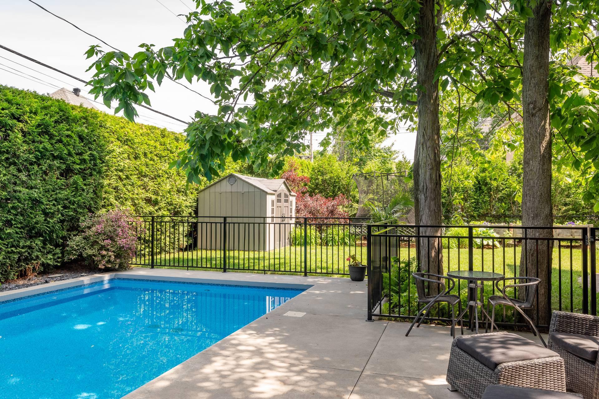 









119


Rue Jean-De Ronceray

,
Carignan,




QC
J3L6L8

