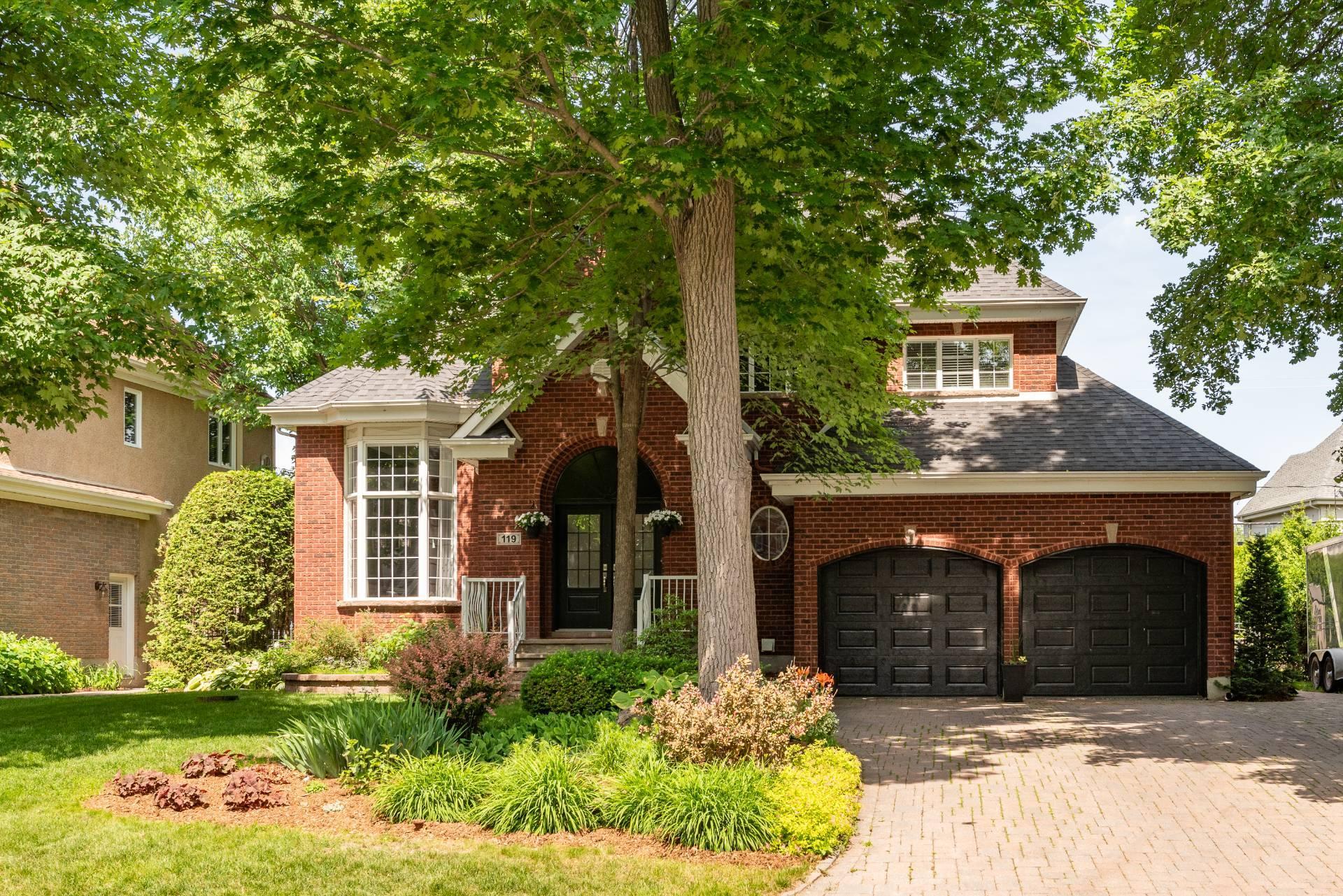 









119


Rue Jean-De Ronceray

,
Carignan,




QC
J3L6L8

