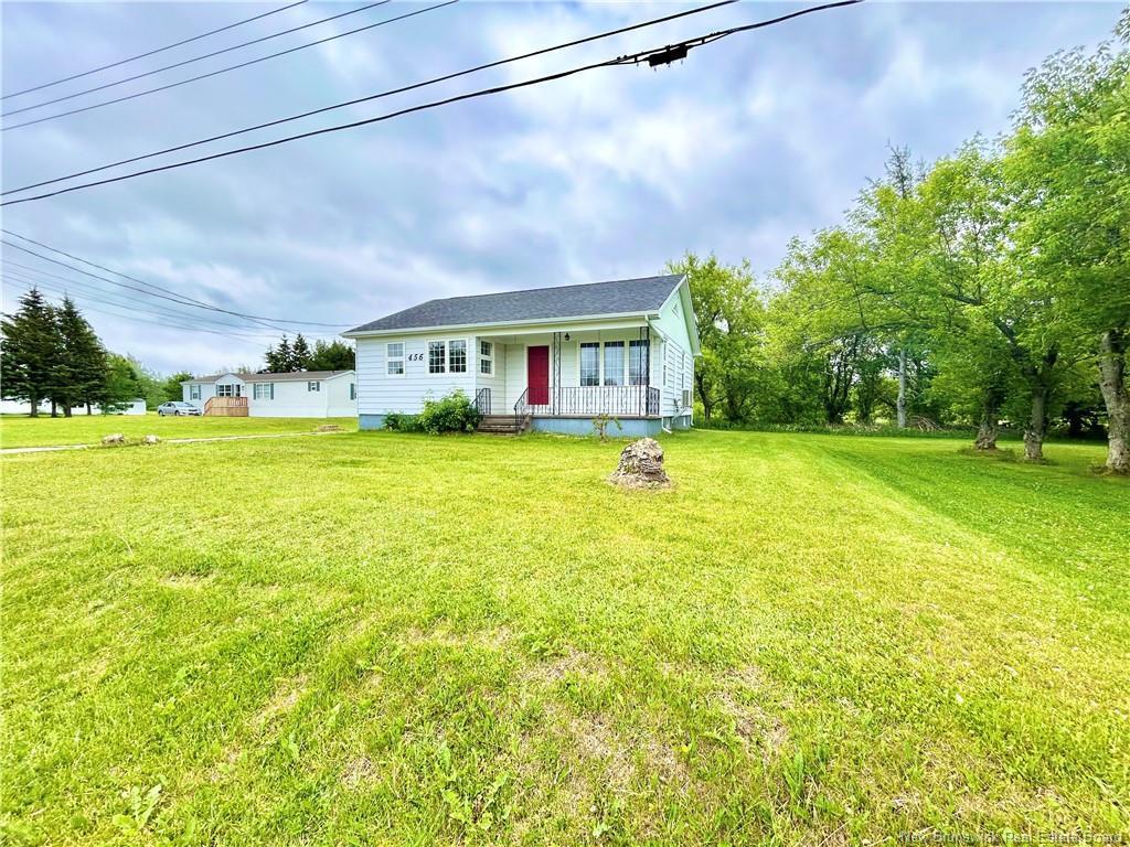 









456


Haut-St-Simon

,
Saint-Simon,




NB
E8P 1Y9

