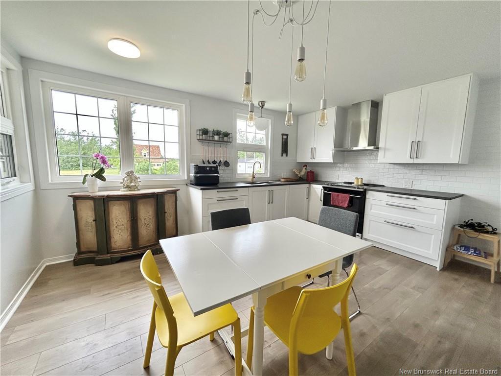 









456


Haut-St-Simon

,
Saint-Simon,




NB
E8P 1Y9

