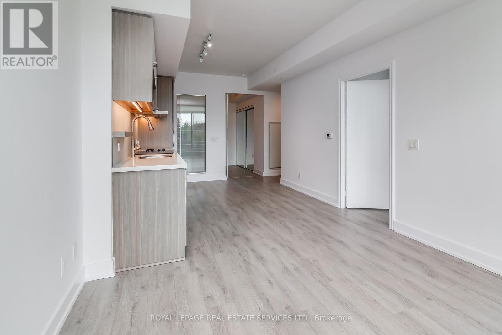 












416 - 170 CHILTERN HILL ROAD

,
Toronto,




Ontario
M6C0A9

