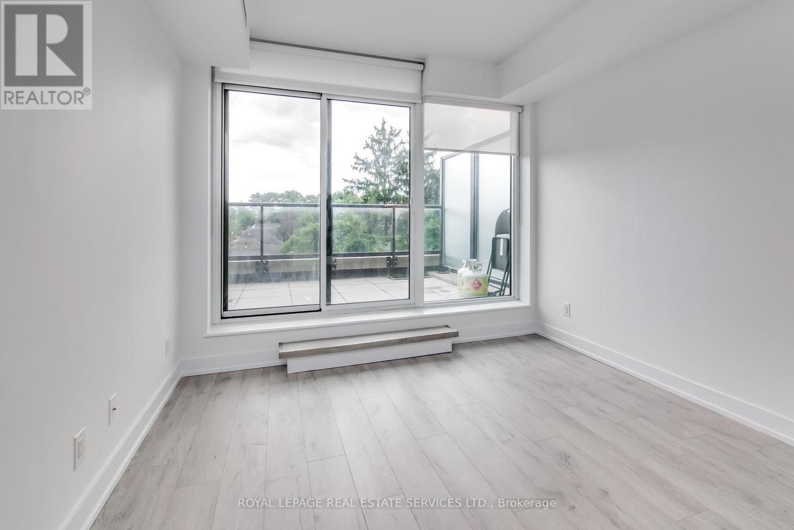 












416 - 170 CHILTERN HILL ROAD

,
Toronto,




Ontario
M6C0A9

