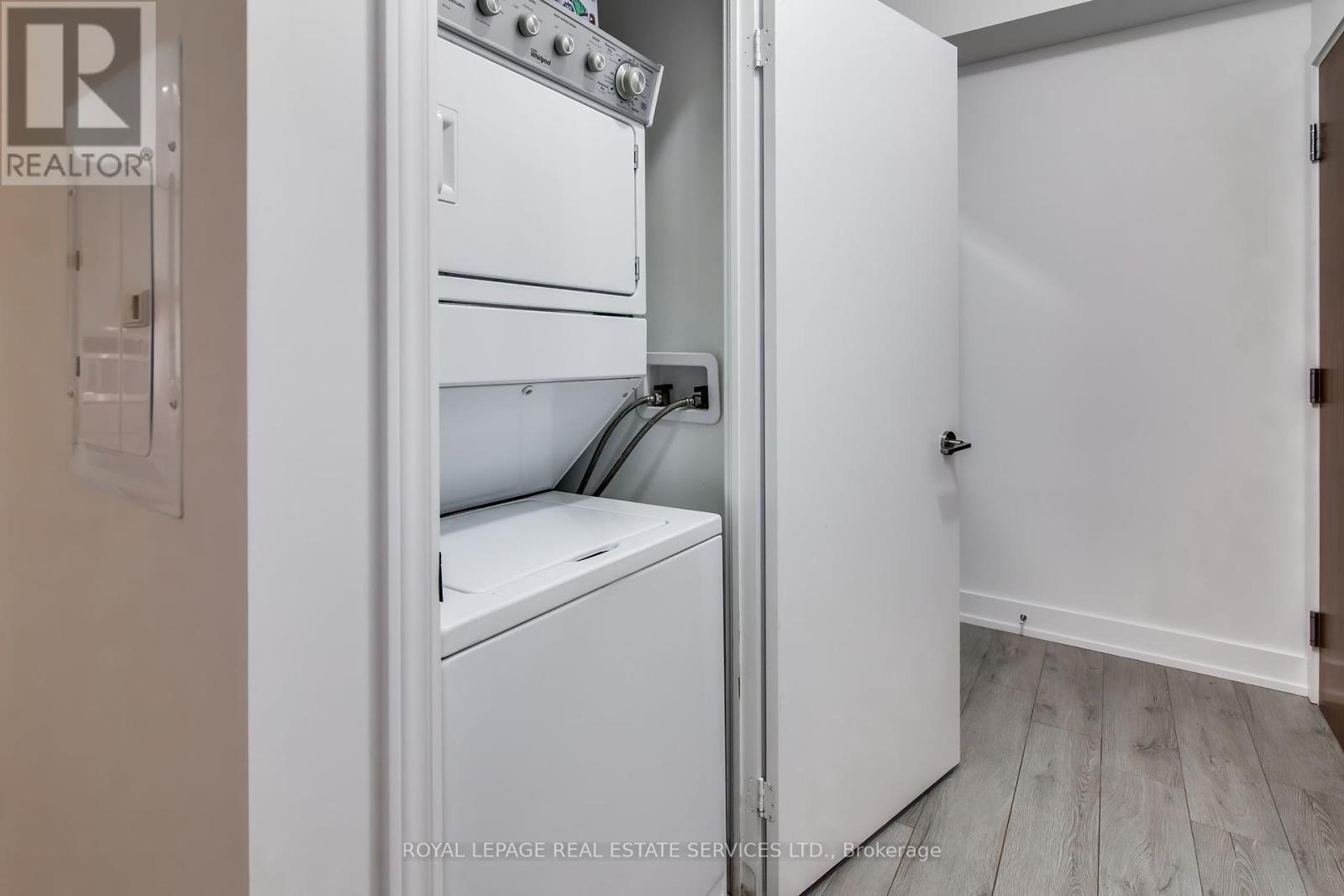 












416 - 170 CHILTERN HILL ROAD

,
Toronto,




Ontario
M6C0A9

