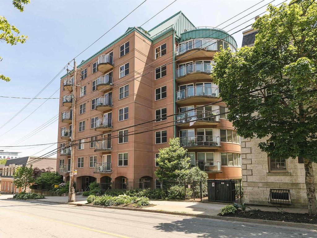 












506 5234 Morris Street

,
Halifax,




NS
B3J 0A3


