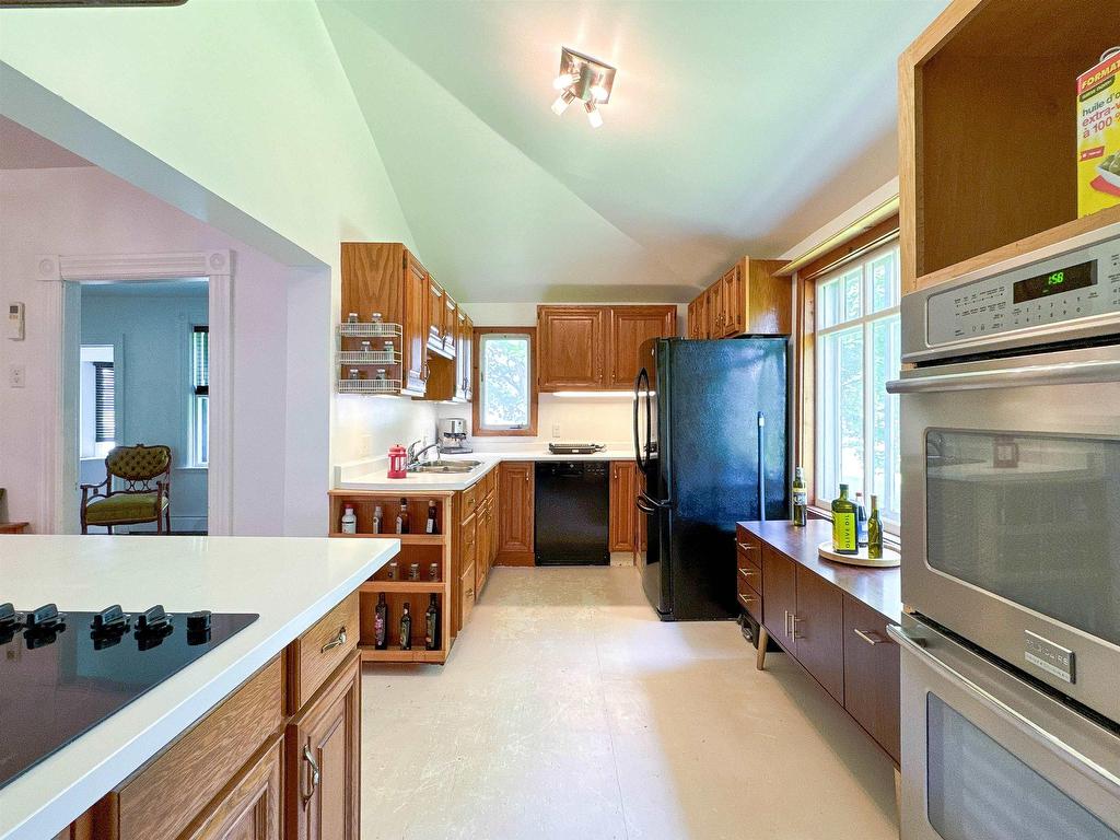 












7668 St Peters Rd

,
Morell,




PE
C0A 1S0

