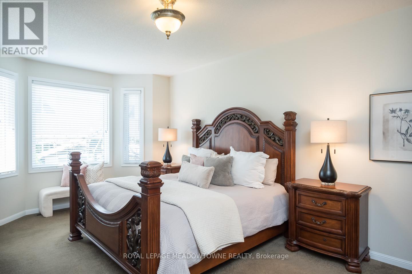 












1022 DONNELLY STREET

,
Milton,




Ontario
L9T0A2

