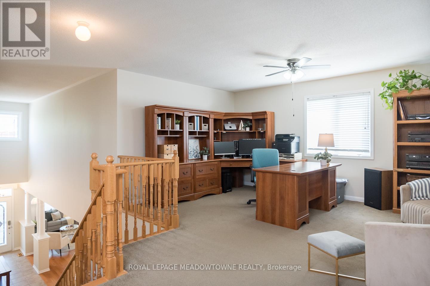 












1022 DONNELLY STREET

,
Milton,




Ontario
L9T0A2

