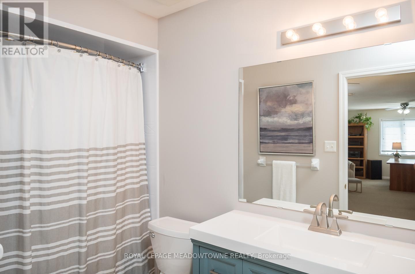 












1022 DONNELLY STREET

,
Milton,




Ontario
L9T0A2

