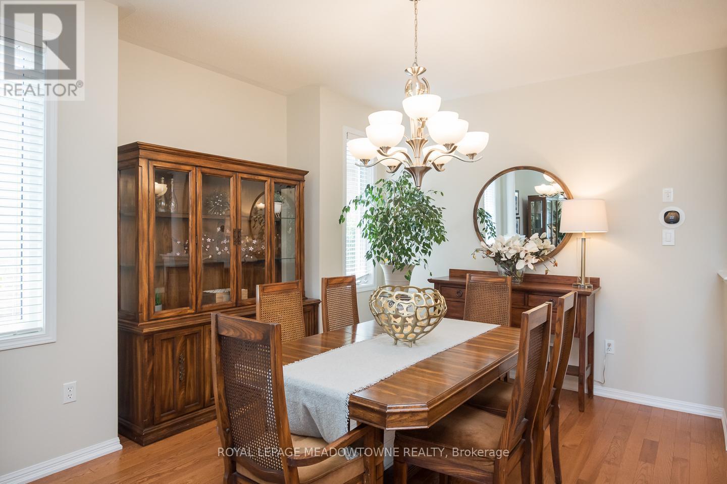 












1022 DONNELLY STREET

,
Milton,




Ontario
L9T0A2

