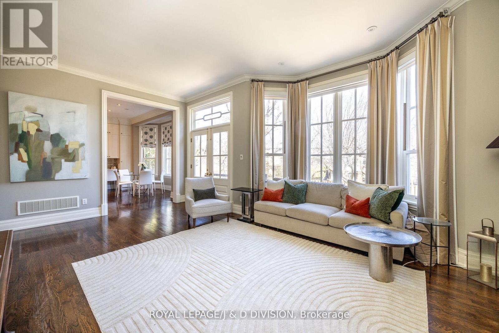 












85 JOICEY BOULEVARD

,
Toronto,




Ontario
M5M2T4

