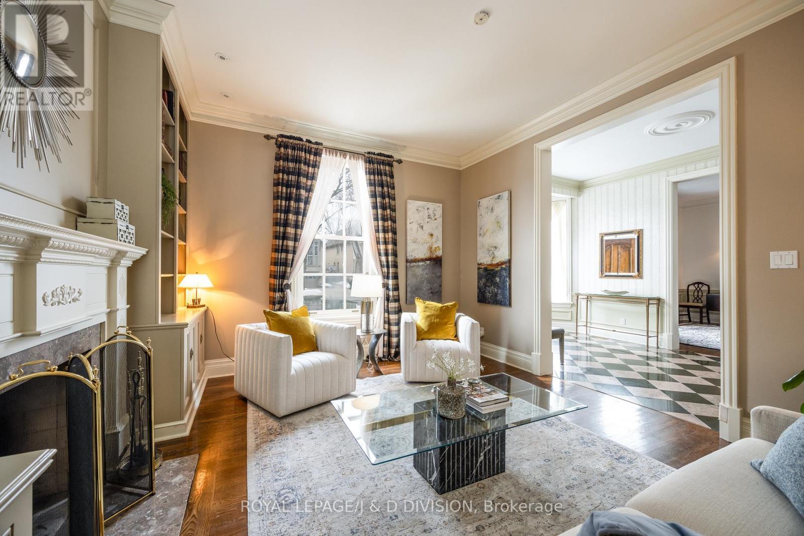 












85 JOICEY BOULEVARD

,
Toronto,




Ontario
M5M2T4

