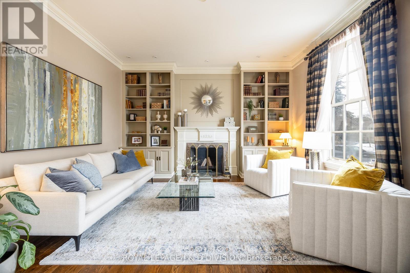 












85 JOICEY BOULEVARD

,
Toronto,




Ontario
M5M2T4


