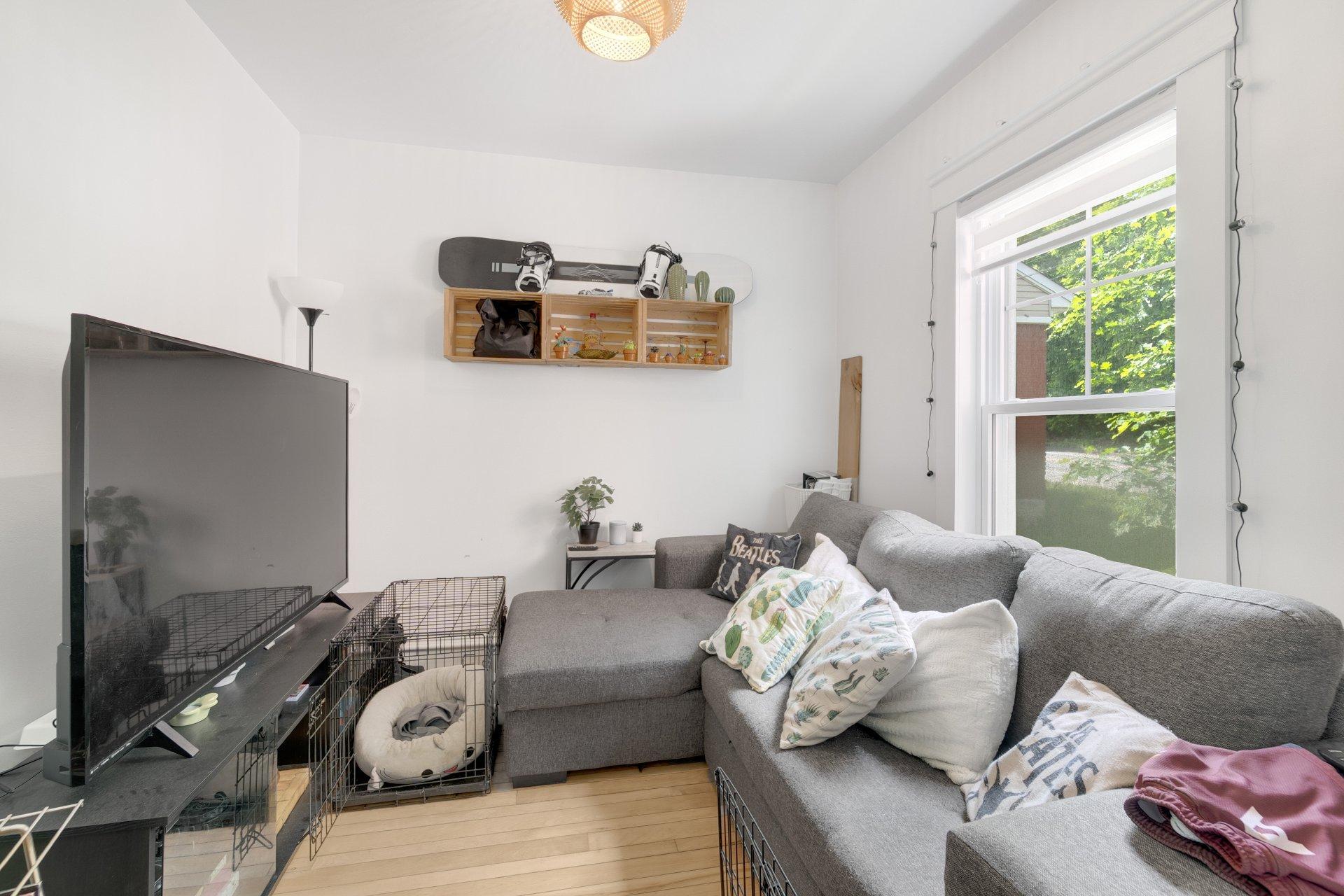 









1464

 - 1470


Rue Belvédère S.

,
Sherbrooke (Les Nations),




QC
J1H4E4

