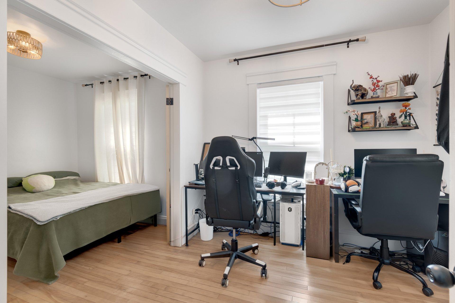 









1464

 - 1470


Rue Belvédère S.

,
Sherbrooke (Les Nations),




QC
J1H4E4

