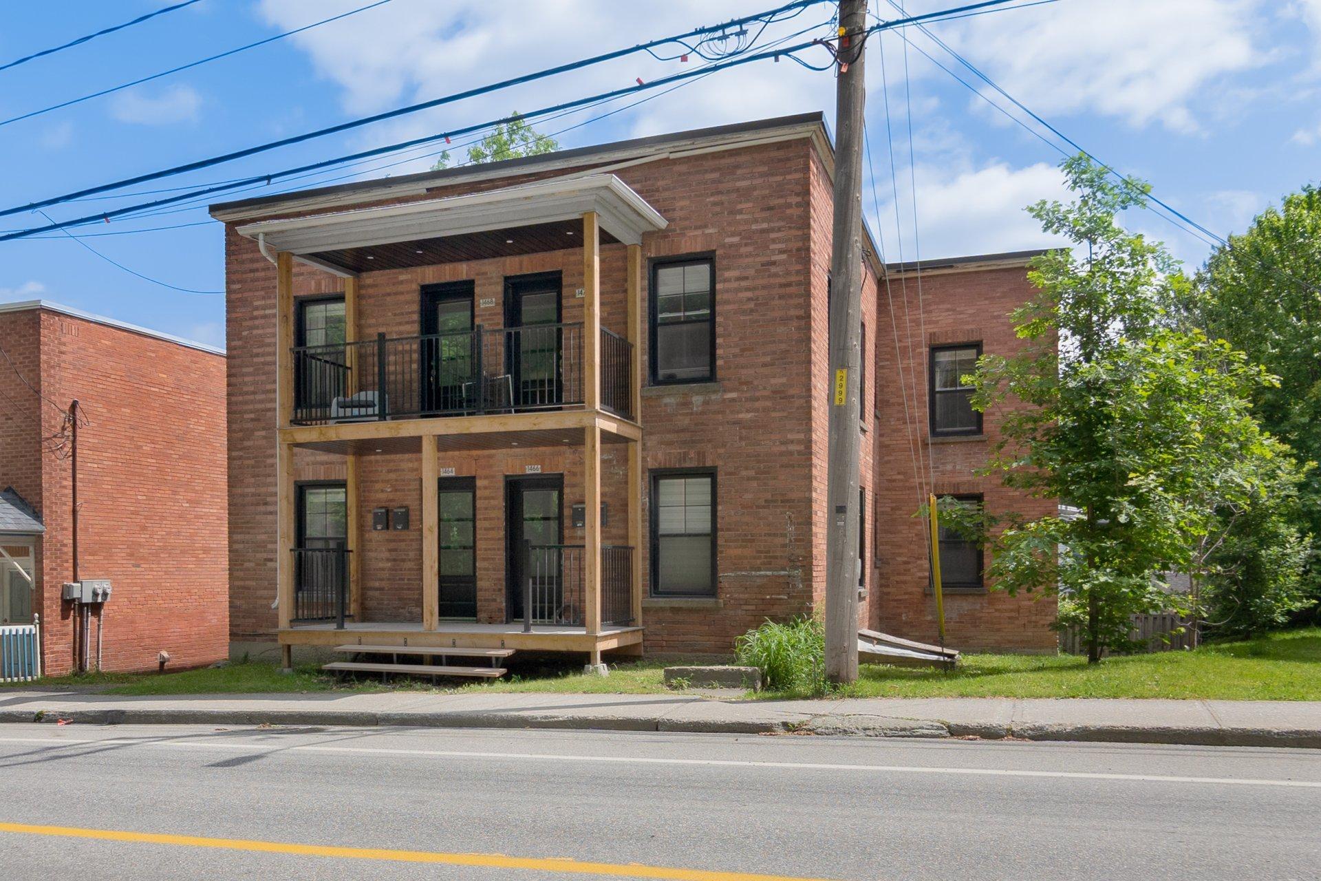 









1464

 - 1470


Rue Belvédère S.

,
Sherbrooke (Les Nations),




QC
J1H4E4

