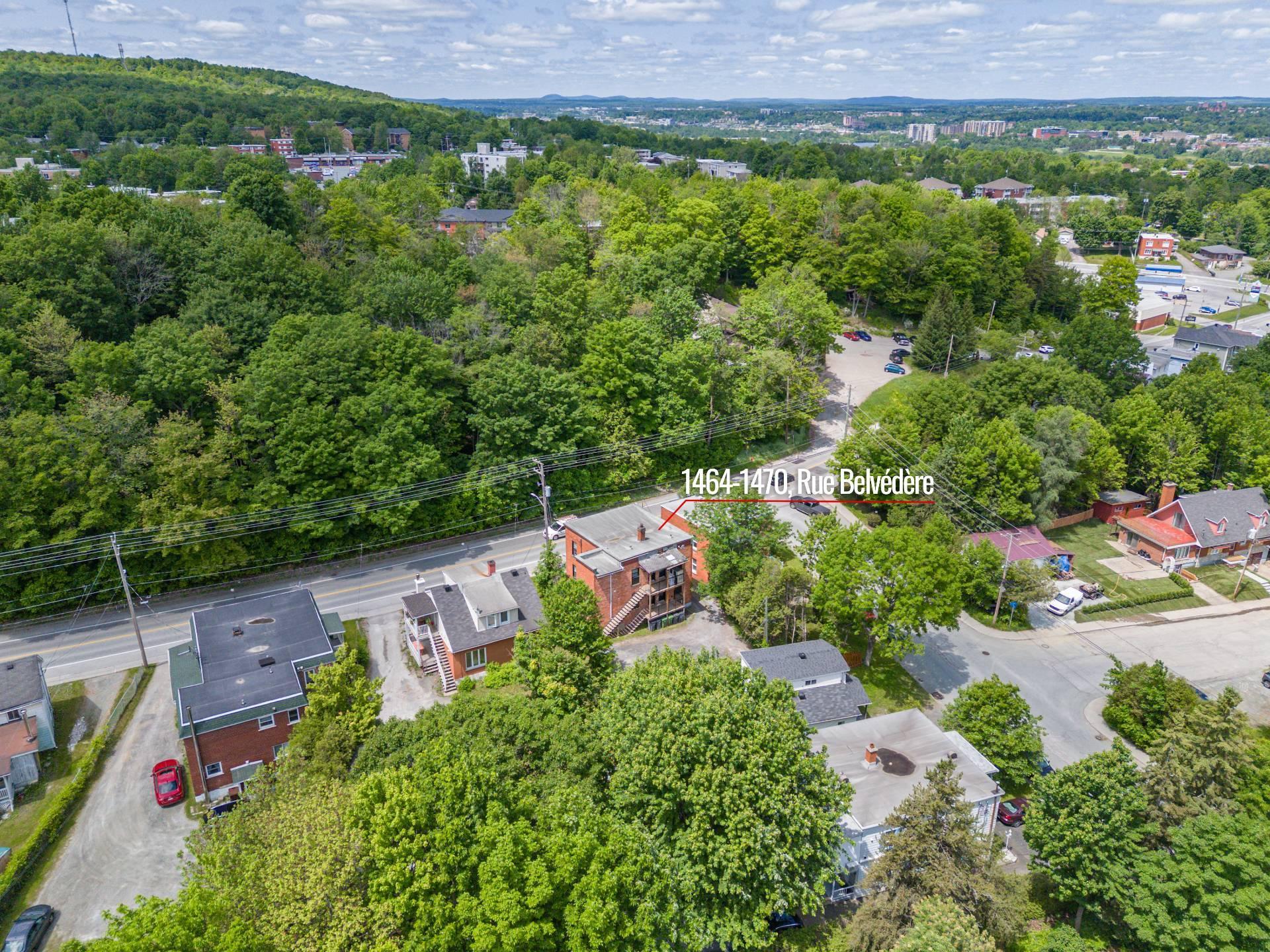 









1464

 - 1470


Rue Belvédère S.

,
Sherbrooke (Les Nations),




QC
J1H4E4

