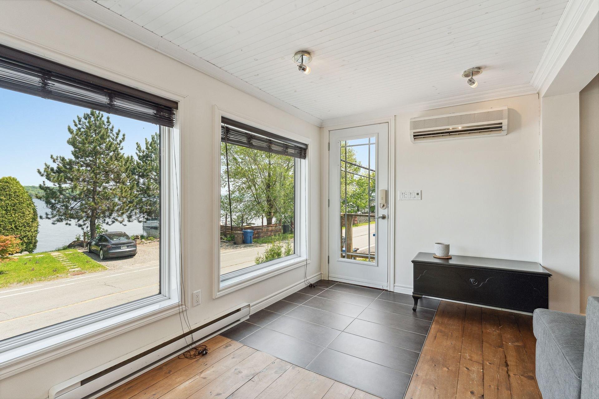 









1


Rue Gaudord

,
Lac-Brome,




QC
J0E1V0

