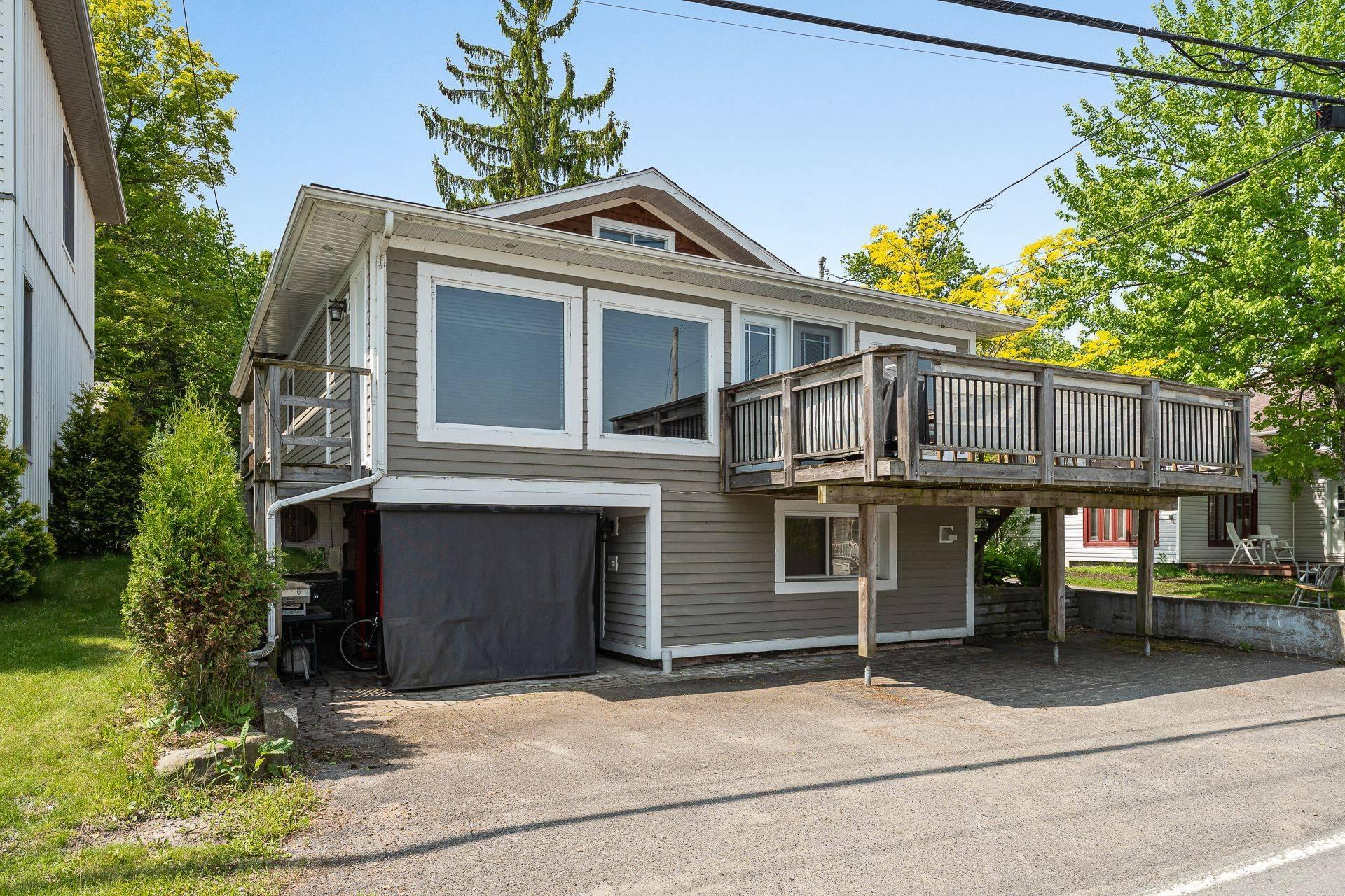 









1


Rue Gaudord

,
Lac-Brome,




QC
J0E1V0

