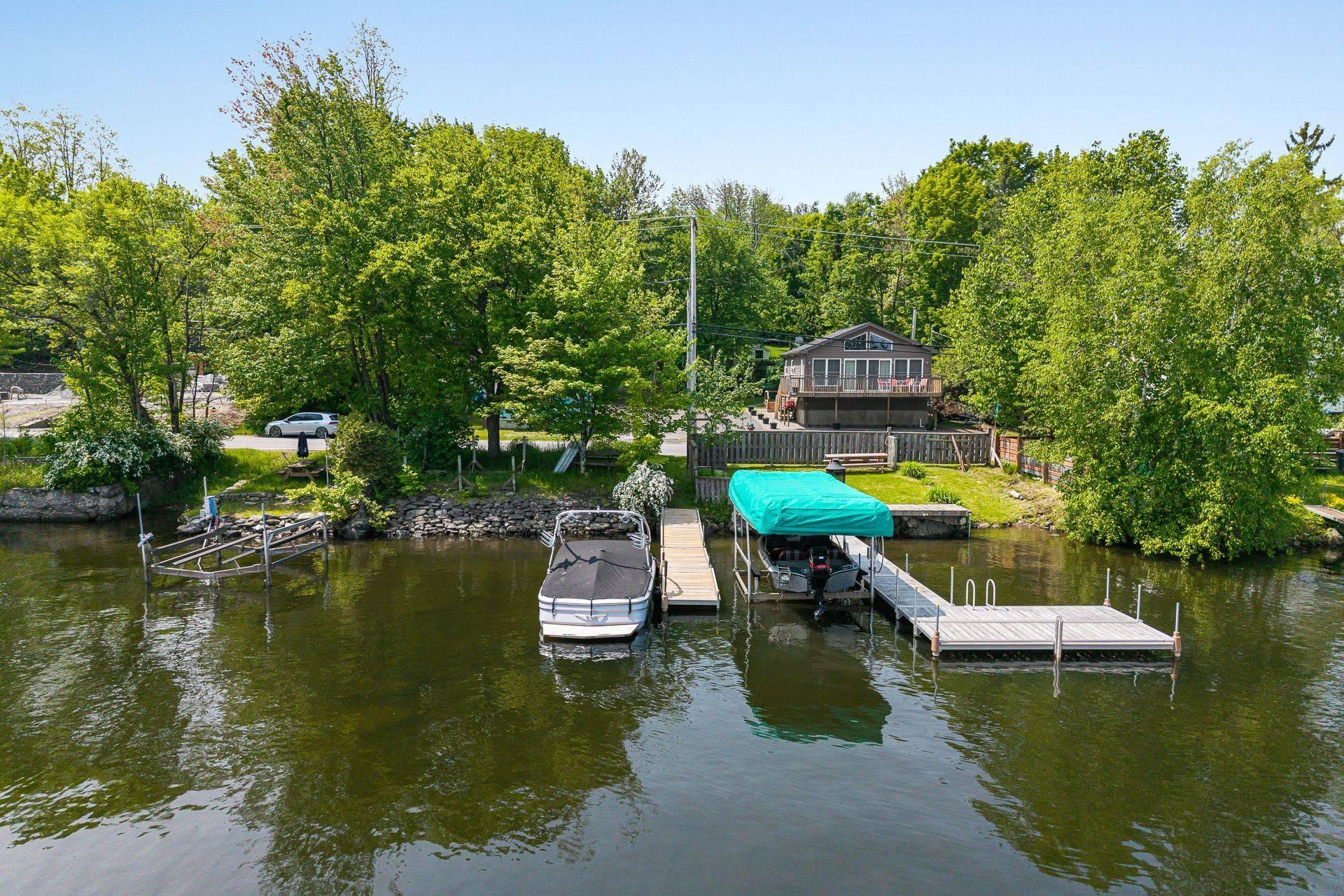 









1


Rue Gaudord

,
Lac-Brome,




QC
J0E1V0

