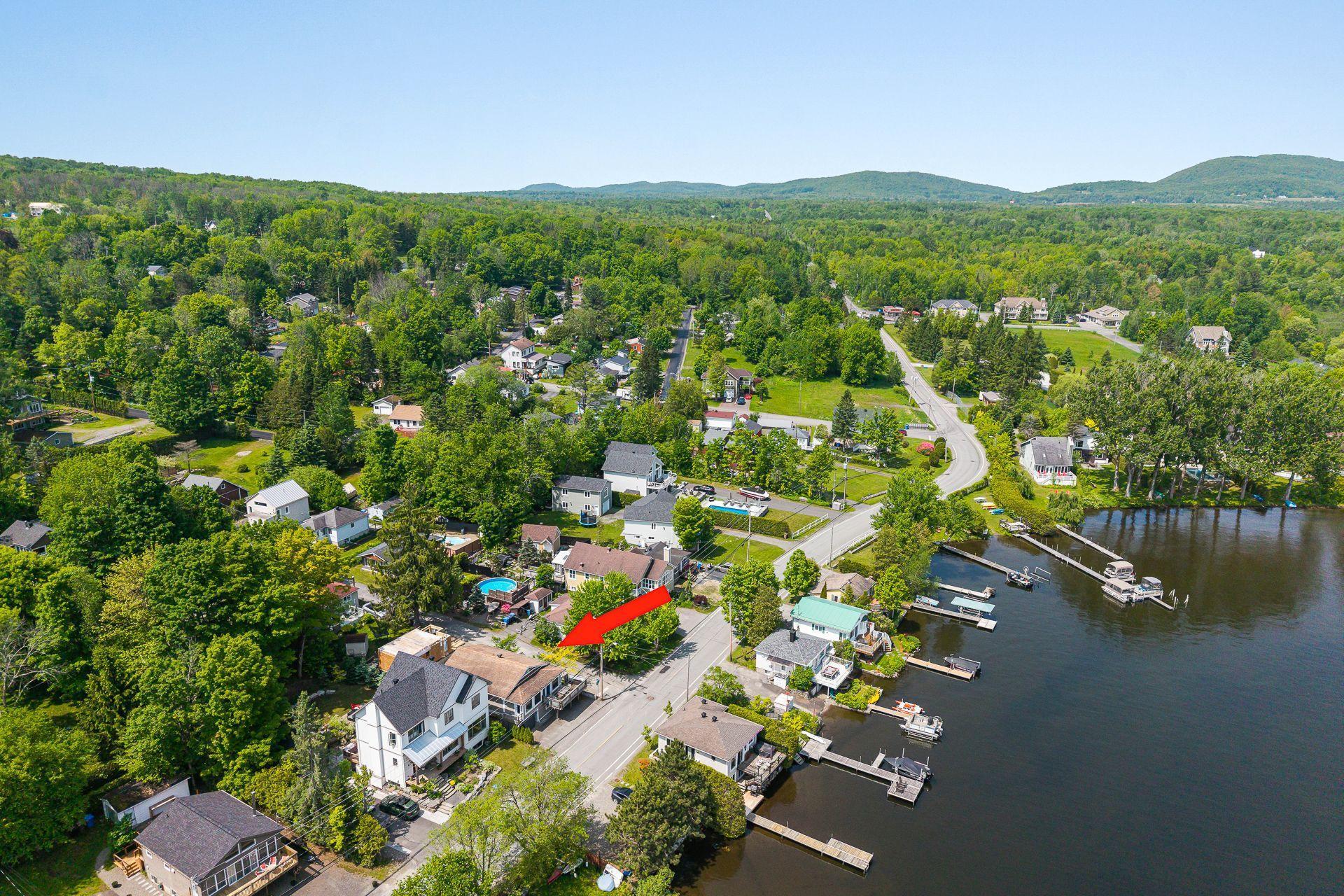 









1


Rue Gaudord

,
Lac-Brome,




QC
J0E1V0

