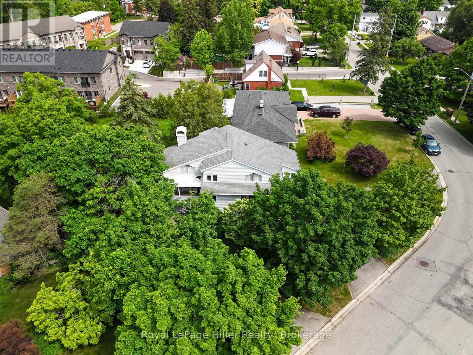 












390 FAIRVIEW STREET

,
Wilmot,




Ontario
N3A1M2

