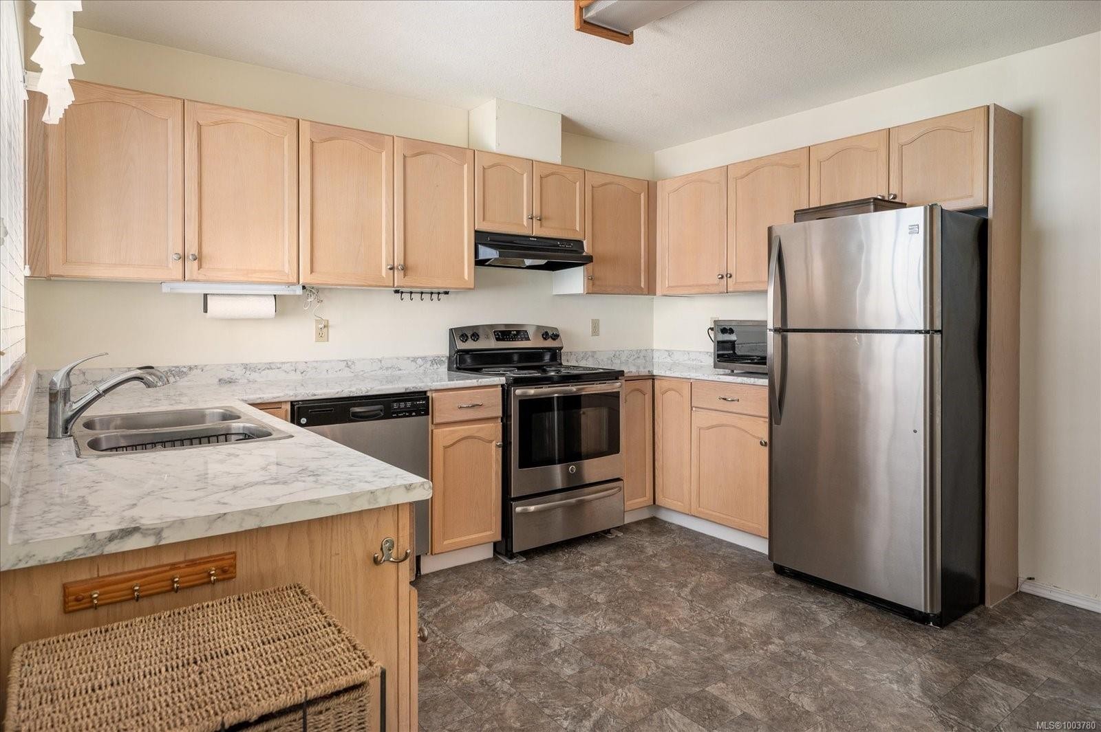 









2465


Oriole

Dr, 8,
Nanaimo,




BC
V9T 3P2

