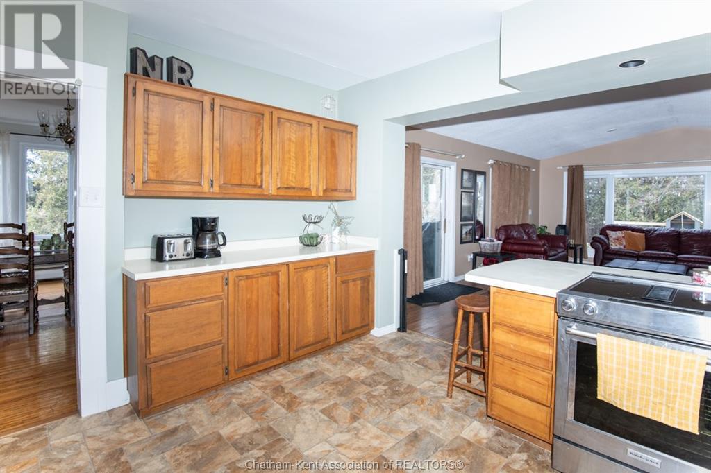 












11325 BROOK LINE

,
Dresden,




Ontario
N0P1M0

